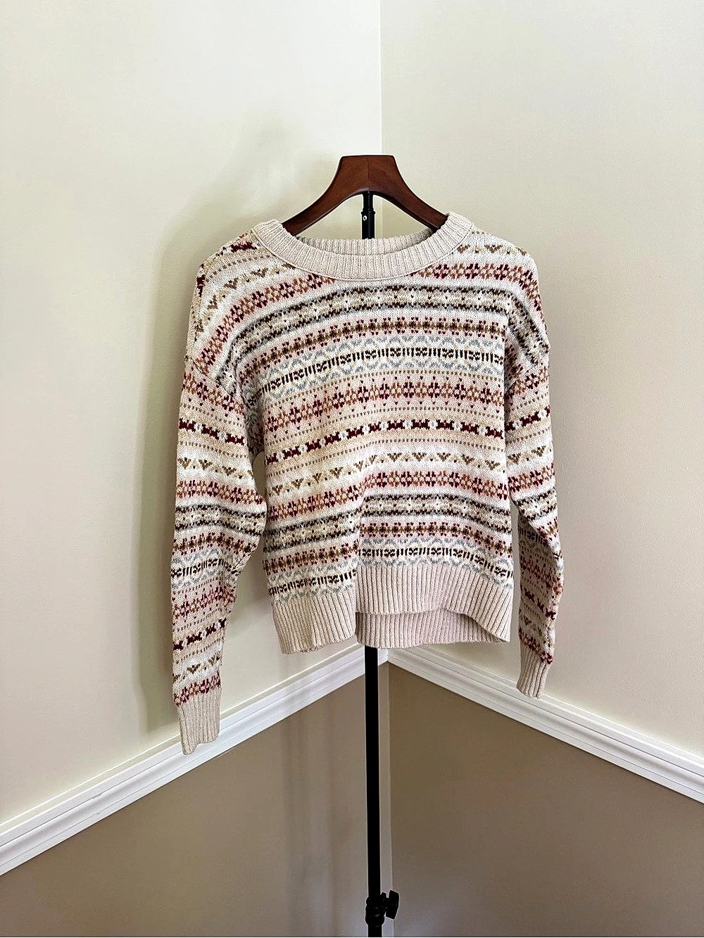 American Eagle Fair Isle Crewneck Sweater in Cream vintage